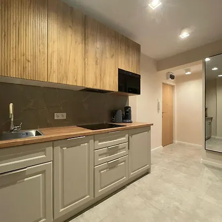 Center Old Town Apartment